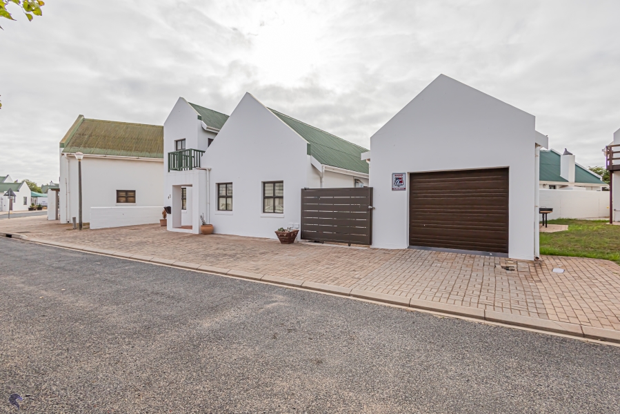4 Bedroom Property for Sale in Country Club Western Cape